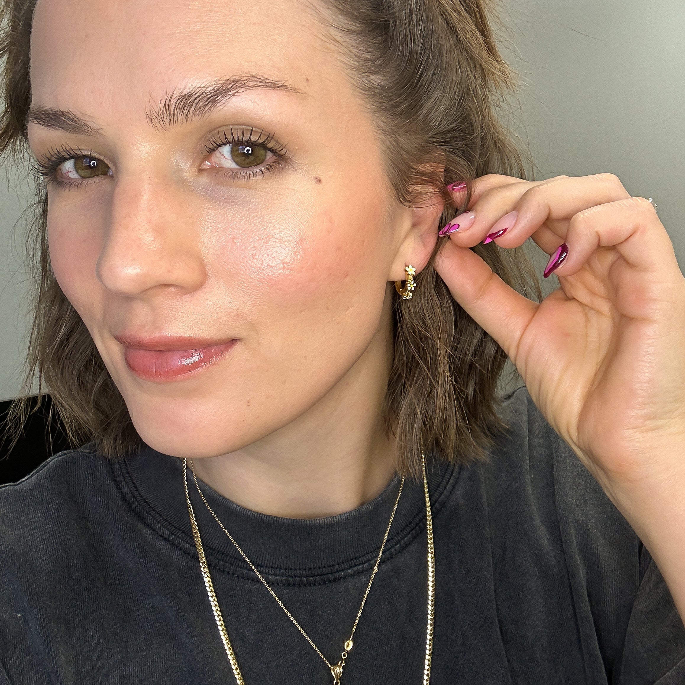 Daisy 3D Huggie Hoop Earrings